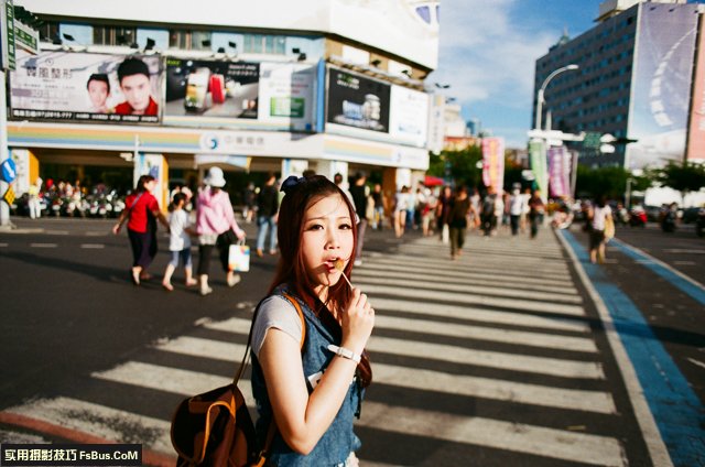 教你如何拍出美少女写真的陌生感